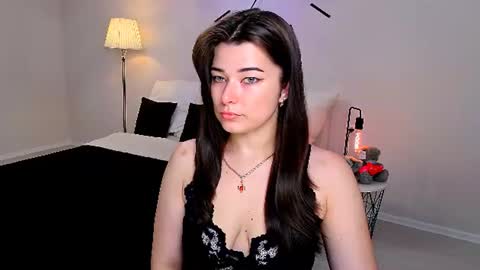 Snapshot of buckssbunny chatting on June 2026 12:25:01 PM Ari online show from June 2026 12:25:01 PM