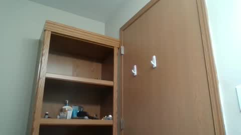 Snapshot of bud42o chatting on October 2025 04:42:01 AM Bud42o online show from October 2025 04:42:01 AM