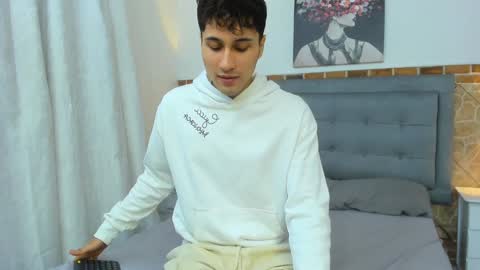 Buddy Whitte online show from January 2025 11:45:01 AM