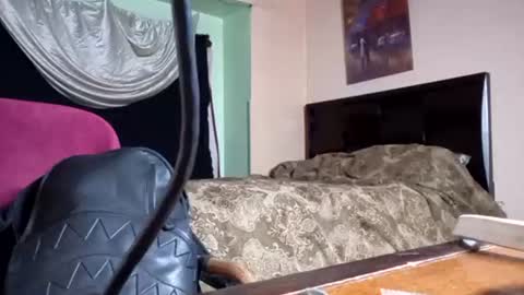 buddylovex online show from November 2025 11:48:01 PM