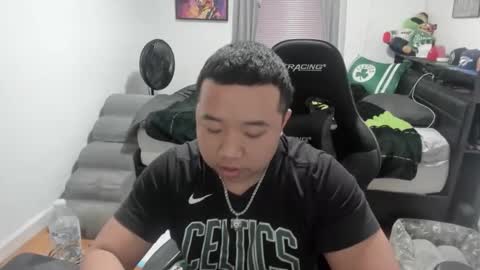 buffsexyman24 online show from March 2026 02:52:02 AM