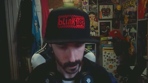 Snapshot of builtthispool chatting on October 2025 03:20:01 PM Built This Pool online show from October 2025 03:20:01 PM