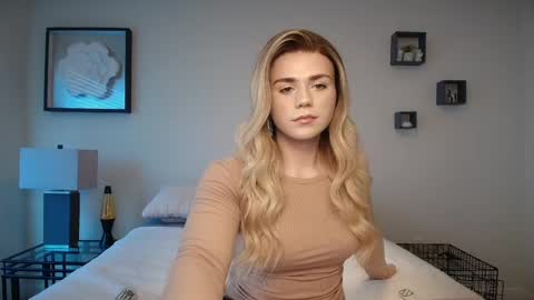 buitifulblonde online show from April 2026 05:54:02 PM