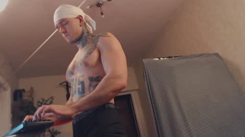 Snapshot of bulatov_x chatting on January 2025 10:43:01 PM Dmitriy online show from January 2025 10:43:01 PM