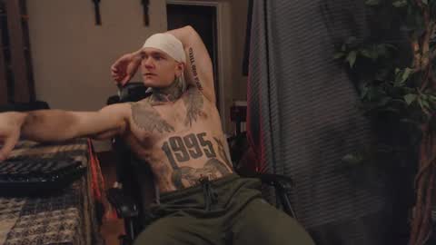 Snapshot of bulatov_x chatting on February 2025 08:44:02 PM Dmitriy online show from February 2025 08:44:02 PM