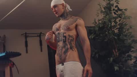 Snapshot of bulatov_x chatting on February 2025 11:43:01 PM Dmitriy online show from February 2025 11:43:01 PM