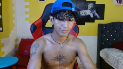 Snapshot of bull_cam chatting on September 2025 08:34:02 PM bull_cam online show from September 2025 08:34:02 PM