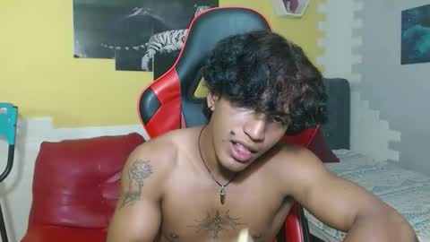 Snapshot of bull_cam chatting on February 2026 02:53:01 AM bull_cam online show from February 2026 02:53:01 AM