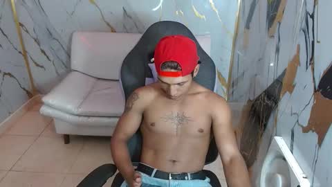 Snapshot of bull_cam chatting on February 2026 02:49:01 AM bull_cam online show from February 2026 02:49:01 AM