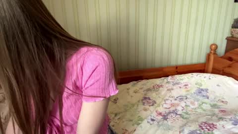 Mary online show from May 2026 02:01:02 PM