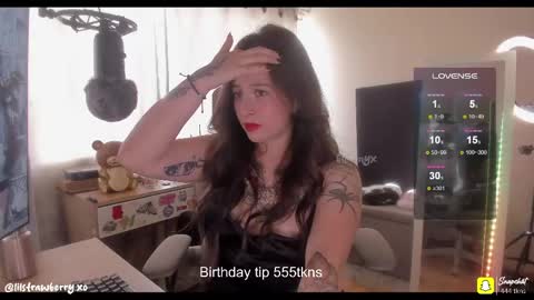        online show from May 2026 09:32:01 PM