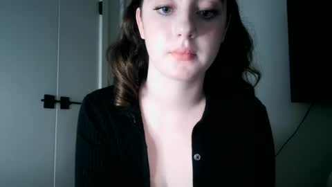 Dominique online show from January 2025 12:10:01 AM