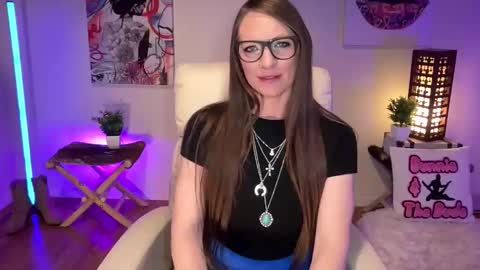 BUNNIE and THE DUDE TheLebowskis online show from January 2026 07:01:01 AM