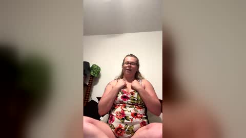 bunniejean online show from May 2026 09:01:01 PM