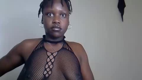 Snapshot of bunny_blushh chatting on March 2026 04:50:01 AM Bunny online show from March 2026 04:50:01 AM