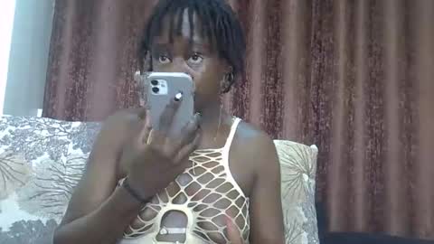 Snapshot of bunny_blushh chatting on April 2026 09:29:01 AM Bunny online show from April 2026 09:29:01 AM