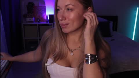 B U N N Y online show from December 2024 03:18:02 AM