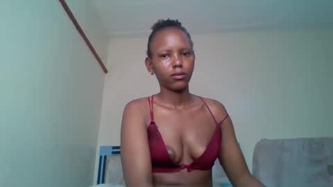 Snapshot of bunnydiva_ chatting on October 2025 09:07:02 AM bunnydiva_ online show from October 2025 09:07:02 AM