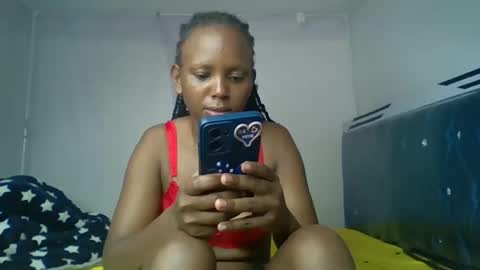 bunnydiva_ online show from April 2026 01:41:02 PM