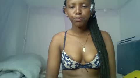 bunnydiva_ online show from May 2026 06:52:01 AM
