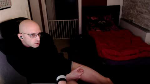 bunnydollstellas_toyboy online show from April 2026 02:09:01 AM