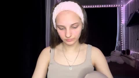 Bella online show from May 2026 08:54:01 AM