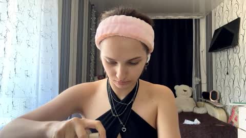 Bella online show from May 2026 10:20:01 AM