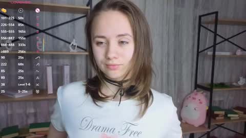 Lizy online show from April 2026 08:11:02 PM