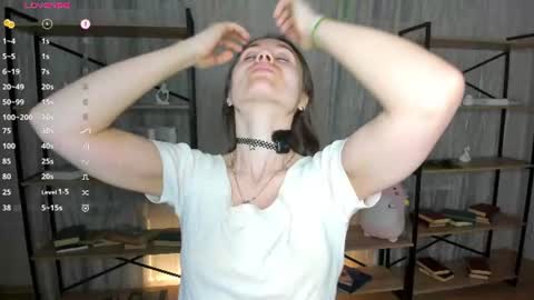 Lizy online show from June 2026 07:57:01 PM