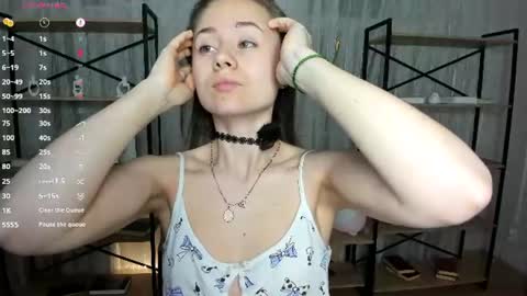 Lizy online show from June 2026 07:18:02 PM