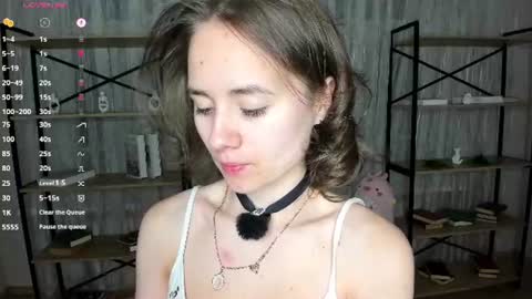 Lizy online show from June 2026 07:34:01 PM