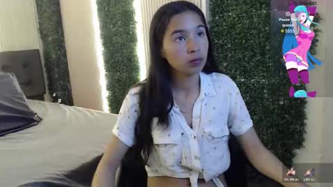 bunny online show from November 2025 07:13:02 PM