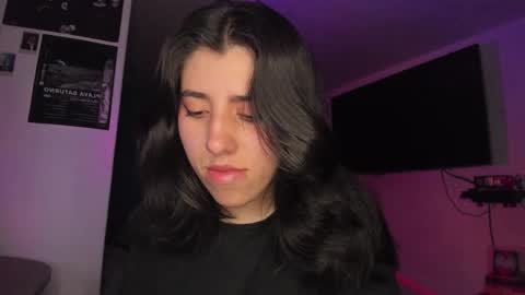 Snapshot of bunnyy09 chatting on February 2026 01:35:02 AM Jess online show from February 2026 01:35:02 AM