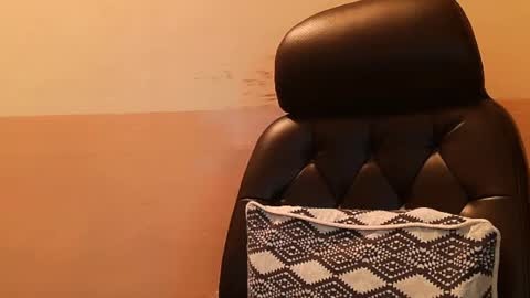 Hairy Arabian online show from December 2024 07:42:01 AM