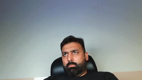 Hairy Arabian online show from February 2025 02:35:02 PM