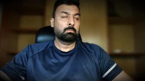 Hairy Arabian online show from September 2025 12:26:01 AM