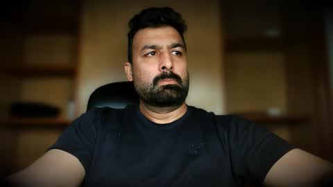 Hairy Arabian online show from October 2025 12:20:01 AM