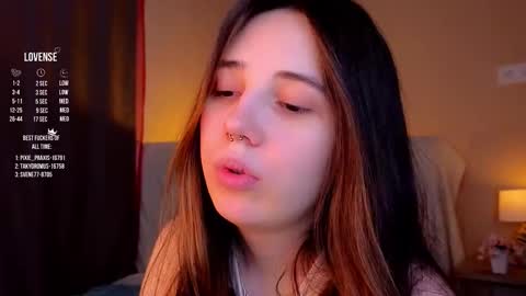 Jessica online show from October 2025 04:33:01 AM