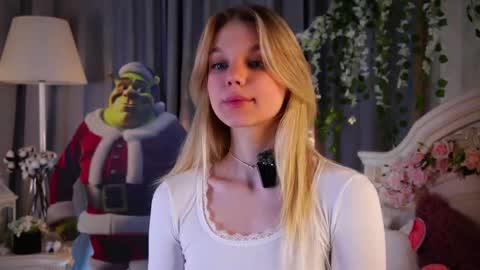 Jessica online show from December 2025 03:30:01 PM