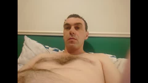 Snapshot of burtz909 chatting on September 2025 09:31:02 AM burtz909 online show from September 2025 09:31:02 AM