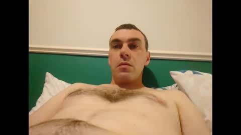 Snapshot of burtz909 chatting on September 2025 09:54:01 AM burtz909 online show from September 2025 09:54:01 AM