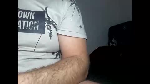 Snapshot of bury703709 chatting on February 2026 01:56:02 AM Creazy dad online show from February 2026 01:56:02 AM