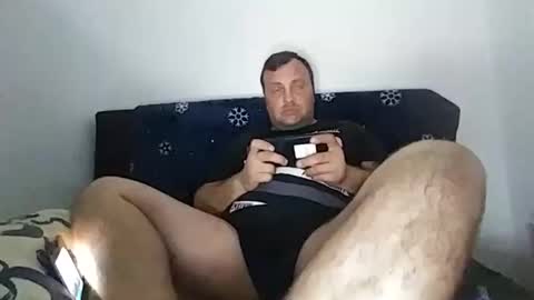 Snapshot of bury703709 chatting on March 2026 10:27:01 PM Creazy dad online show from March 2026 10:27:01 PM