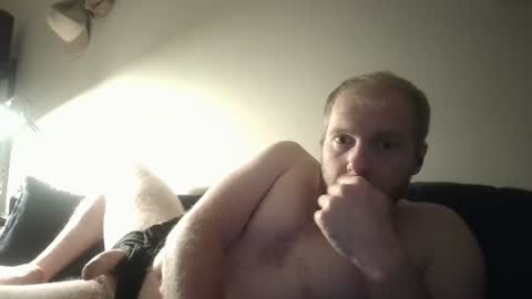 bushmate92 online show from January 2025 02:08:01 PM