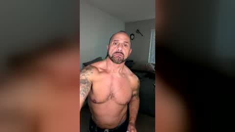 Snapshot of bustedsprockets chatting on June 2026 03:05:01 AM Pocket Daddy cockring gaycouple cockring lovense daddy online show from June 2026 03:05:01 AM