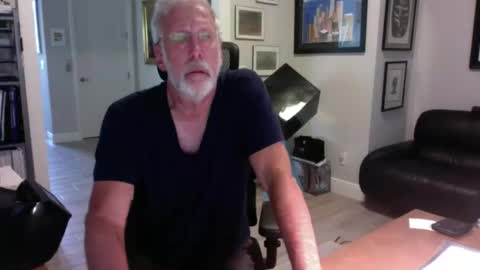 Snapshot of bustinout99 chatting on July 2026 01:52:01 PM afternoon wood online show from July 2026 01:52:01 PM