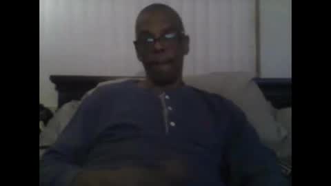 Snapshot of busturgutzgd11 chatting on January 2025 02:55:01 AM Busturgutzgd1 online show from January 2025 02:55:01 AM