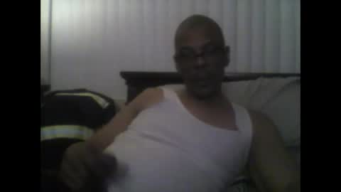 Snapshot of busturgutzgd11 chatting on February 2025 02:33:02 AM Busturgutzgd1 online show from February 2025 02:33:02 AM