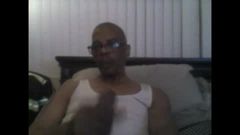Snapshot of busturgutzgd11 chatting on February 2025 08:55:02 AM Busturgutzgd1 online show from February 2025 08:55:02 AM