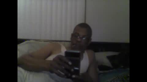 Snapshot of busturgutzgd11 chatting on March 2025 05:12:01 AM Busturgutzgd1 online show from March 2025 05:12:01 AM